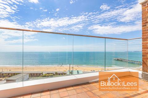 2 bedroom flat for sale, Marina Towers, The Marina
