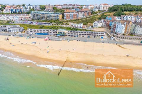 Marina Towers, The Marina