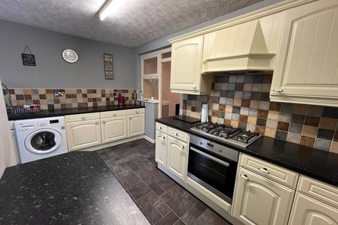 17 David Street, Tonypandy, CF40 2AU