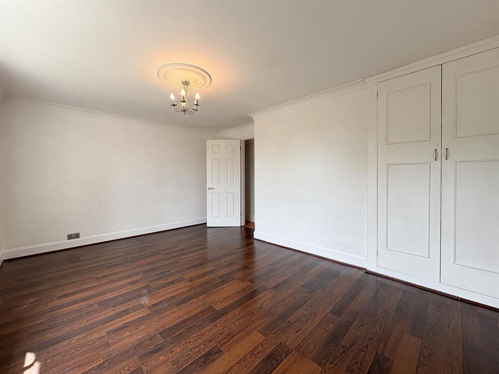 Bedroom1.jpg