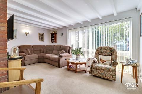 3 bedroom detached house for sale, Laurel Close, Lichfield WS13