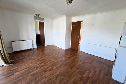 2 bedroom apartment for sale, Abbottsford House, Trawler Road, Marina, Swansea