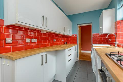 106 Bellevue Road, Edinburgh, EH7 4DE