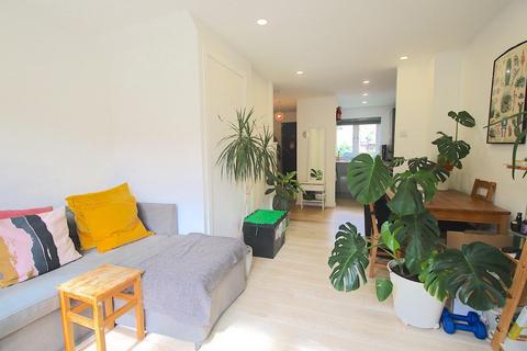 undefined, Cephas Street, London E1