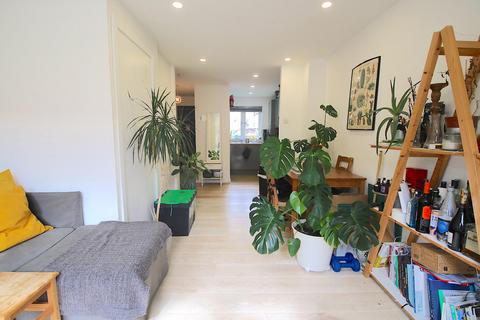 undefined, Cephas Street, London E1