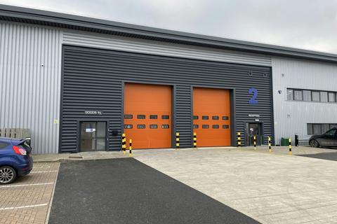 Warehouse to rent, Canal Rd Coventry CV6 5RB