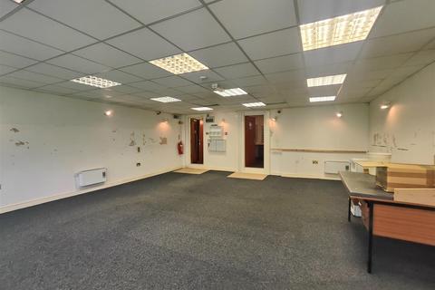Office to rent, Derby St Manchester M29 8QU