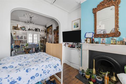 4 bedroom semi-detached house for sale, Clifton Road, Kingston Upon Thames KT2