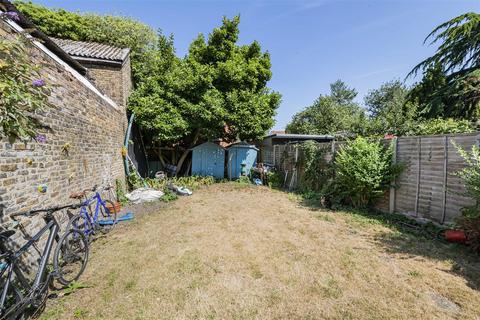 12 Clifton Road, Kingston Upon Thames, KT2 6PW