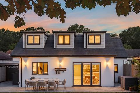 5 bedroom detached house for sale, Greenview Crescent, Tonbridge TN11