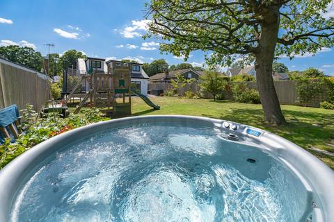 5 bedroom detached house for sale, Greenview Crescent, Tonbridge TN11