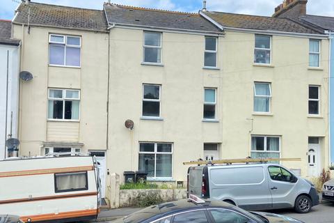 17 Highfield Road, Ilfracombe, EX34 9LZ