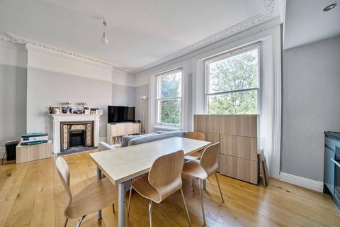 2 bedroom flat for sale, Castlebar Road, Ealing, London, W5
