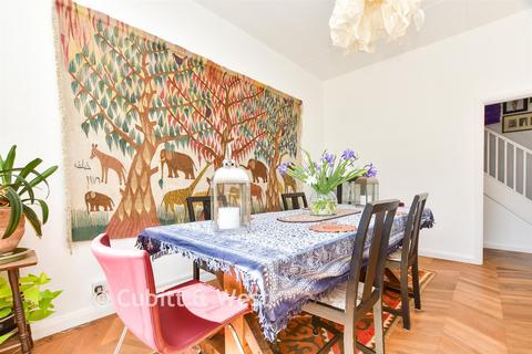 3 bedroom detached house for sale, Dovers Green Road, Reigate RH2