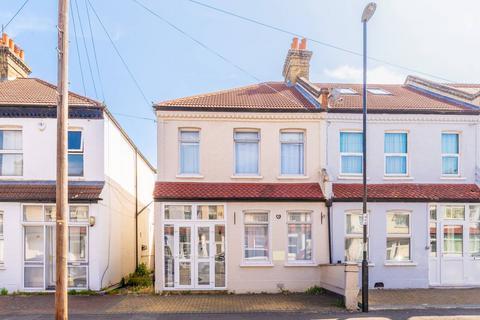 3 bedroom end of terrace house for sale, Silverleigh Road, Thornton Heath, CR7