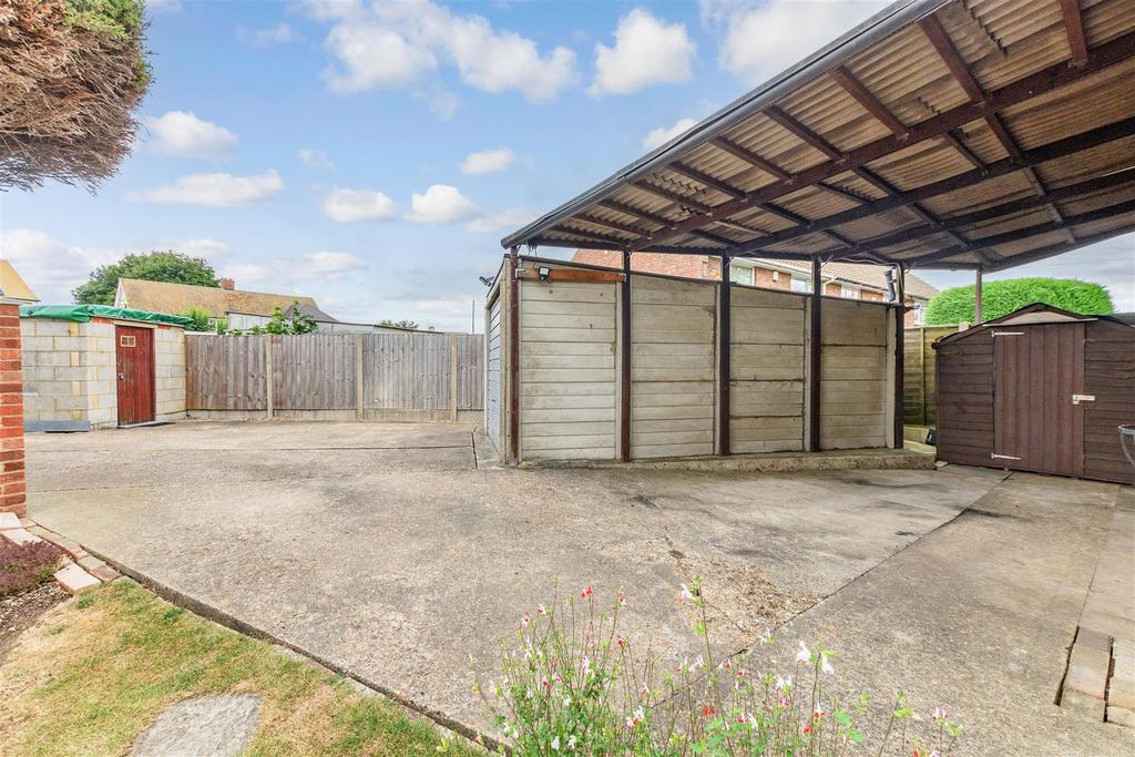 Driveway/Parking