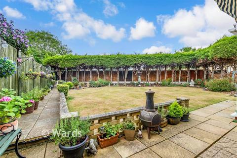 3 bedroom end of terrace house for sale, Codrington Gardens, Gravesend, Kent