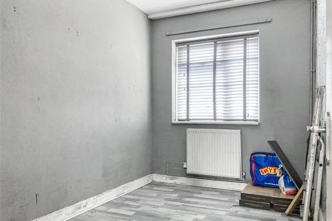 4 bedroom end of terrace house for sale, King Henrys Drive, New Addington, Croydon, CR0