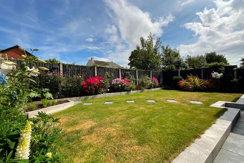 undefined, York Gardens, Southport PR8