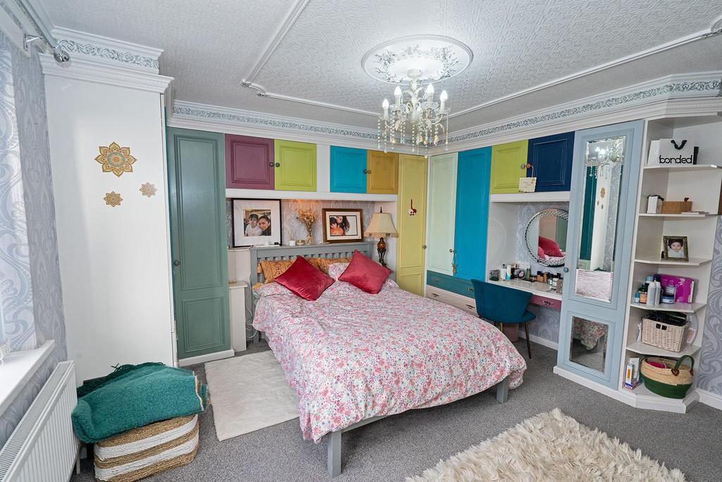Bedroom2 2.jpg