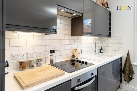 2 bedroom maisonette for sale, Hova Villas, Hove BN3