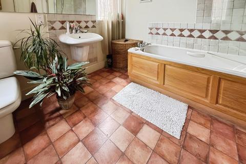 38b Coleshill Street, Sutton Coldfield, B72 1SH