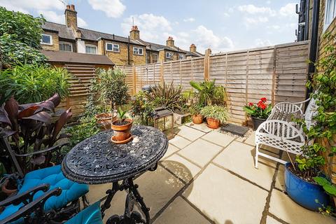 2 bedroom terraced house for sale, Coteford Street, London, SW17
