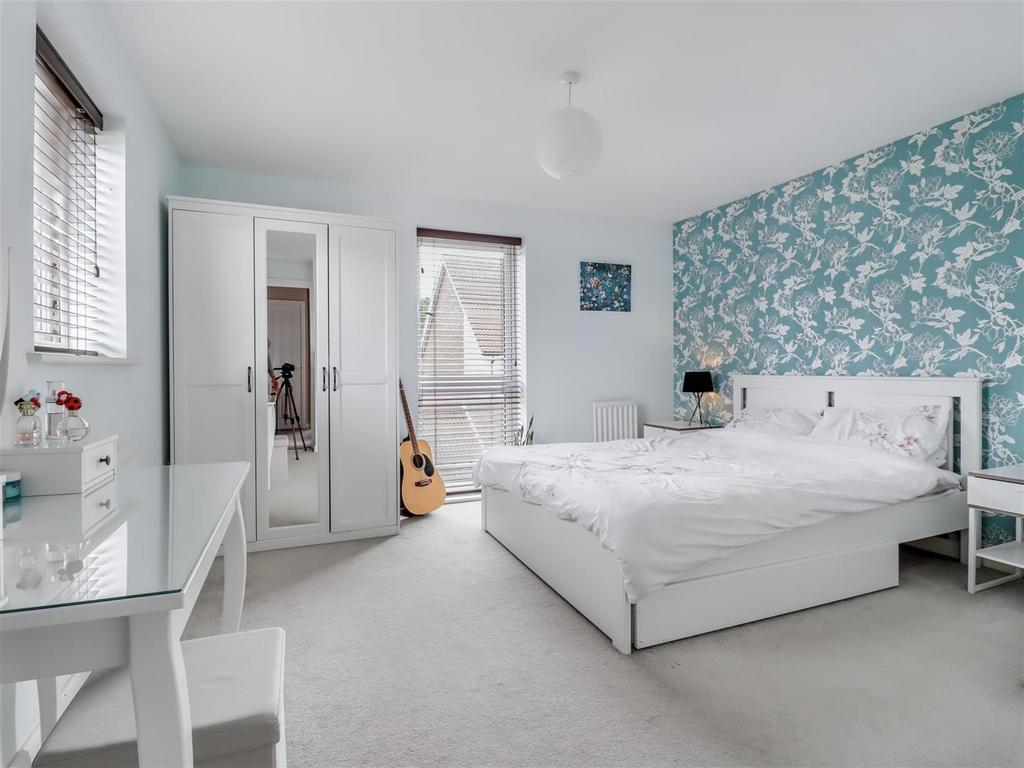 Principal bedroom