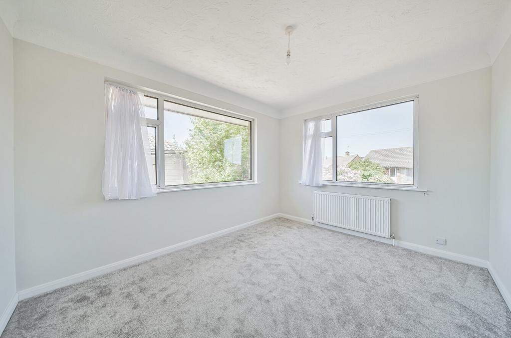 1295023 32 682749...