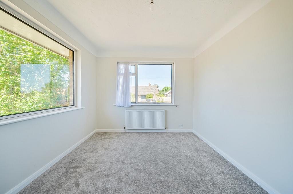 1295023 22 682749...