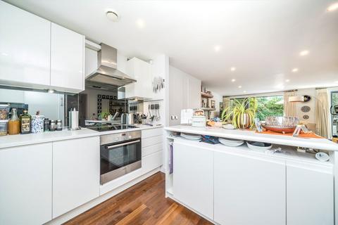 19 Acer Road, London, E8 3GX