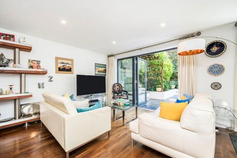 19 Acer Road, London, E8 3GX