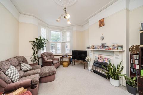 4 bedroom terraced house for sale, Hubert Grove, London SW9