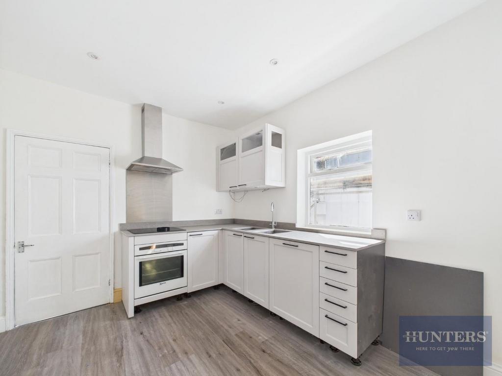 Kitchen / Breakfast Area