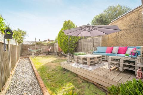 9 Bridge Road, Ascot, SL5 9NL