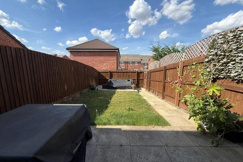 46 Dragonfly Way, Northampton, NN4 9EH