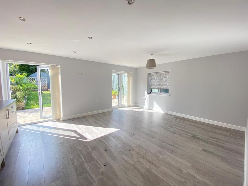 Open Plan Kitchen Living.jpg