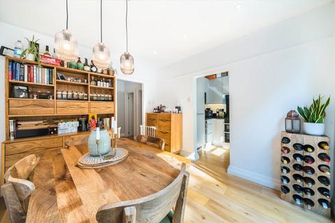 2 bedroom maisonette for sale, Woodleigh Gardens, London SW16