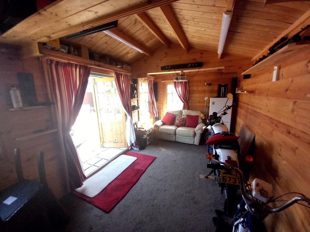 Garden room