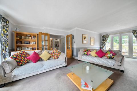 4 bedroom detached house for sale, Pickwick Way, Chislehurst, BR7