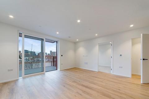 2 bedroom apartment to rent, Iris House, Poplar Riverside, London, E14