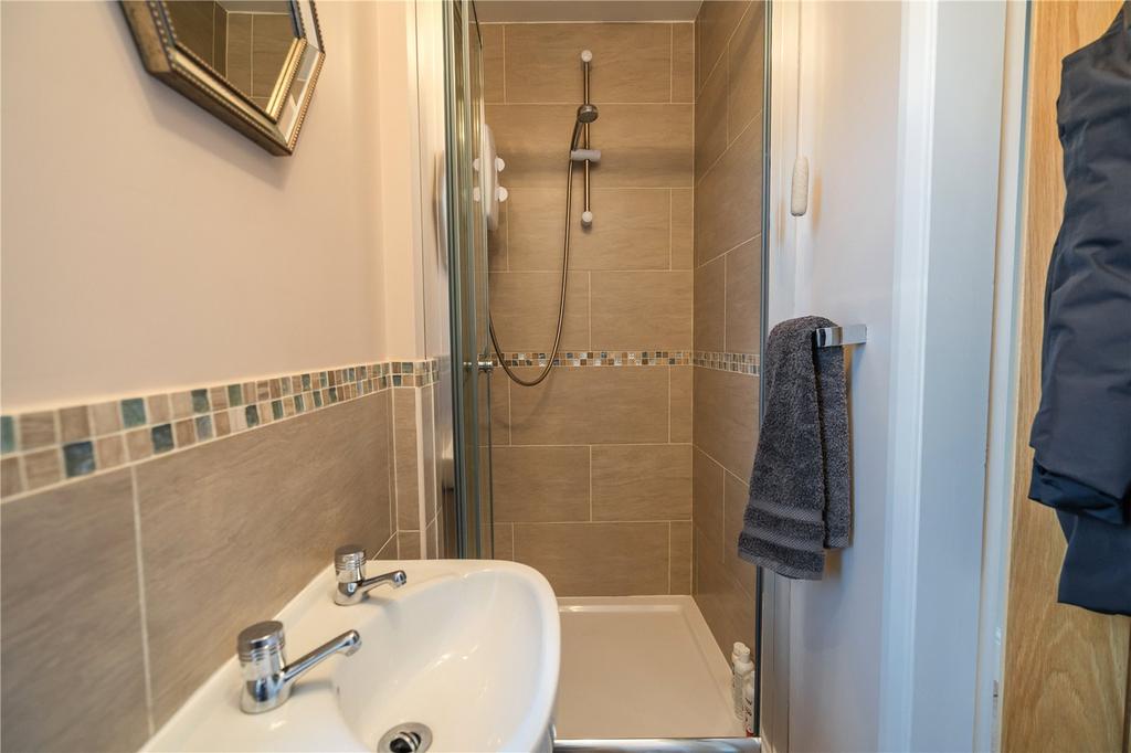 Shower Room (2)