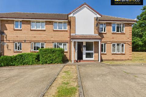 Bornedene, Potters Bar