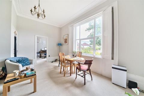2 bedroom apartment for sale, Anglesea Road, Kingston Upon Thames, Surrey