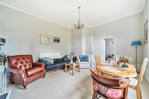 2 bedroom apartment for sale, Anglesea Road, Kingston Upon Thames, Surrey