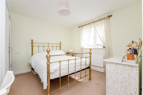 4 bedroom detached house for sale, Longmeade, Gravesend, Kent