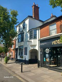 Office to rent, 27 Broad St Wokingham RG40 1AU