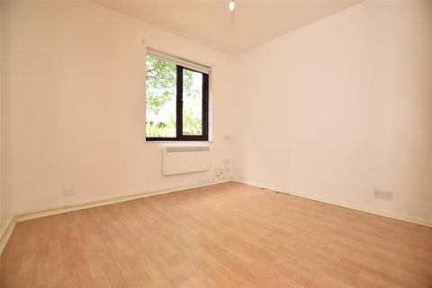 55 Vellum Drive, Carshalton, SM5 2TP