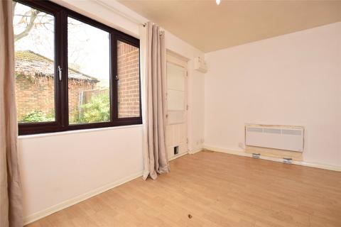 55 Vellum Drive, Carshalton, SM5 2TP