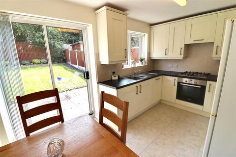 3 bedroom semi-detached house for sale, Coleridge Close, Sandbach